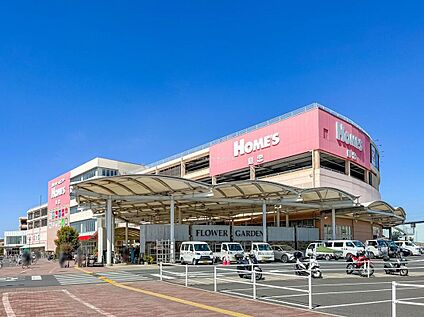 島忠 ホームズ草加舎人店 2600ｍ(徒歩33分、車6分)