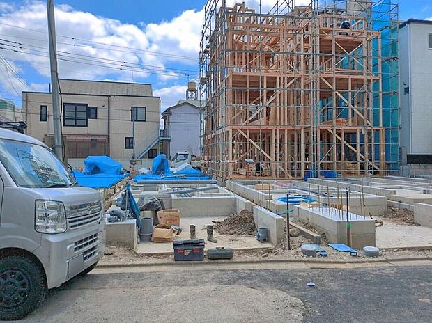 【現地外観写真】閑静な住宅街は落ち着いた新生活を送るのにぴったりです♪ これだけではない魅力が、現地できっと見つかる！お問合せをお待ちしております。お問い合わせ・資料のご請求などもお気軽にどうぞ。