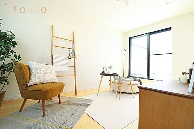 【ondo建物プラン例/洋室】
温かみのあるデザイン・各居室収納完備でおしゃれな理想のお部屋作りができます。
