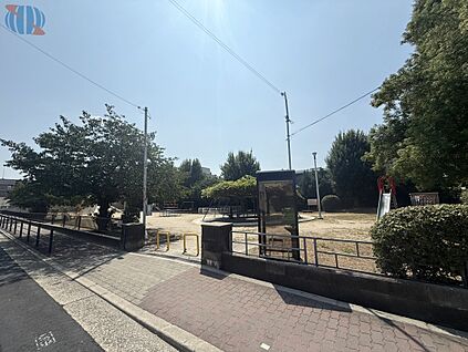 新森東公園 320ｍ(徒歩3分)