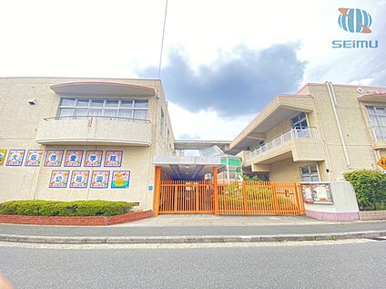 大阪信愛女学院幼稚園 640ｍ(徒歩8分)