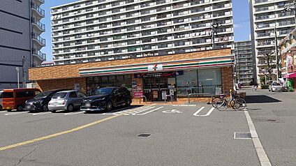 セブンイレブン 大阪古市3丁目店 240ｍ(徒歩3分)