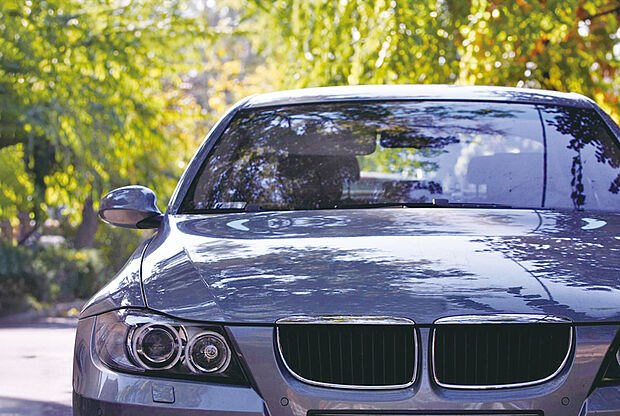 【【2台分カースペース】】来客やセカンドカーに対応できるカースペースをご用意しました。※2台目車種制限あり