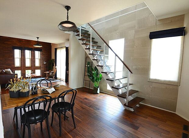 【リビングイン階段】※当社施工例