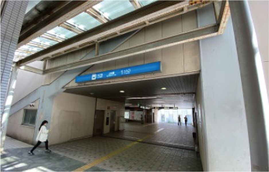 【車・交通】地下鉄東山線「上社」駅