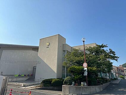 岡山市立京山中学校 680m(9分)