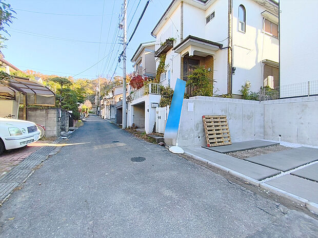 前面道路含む現地写真