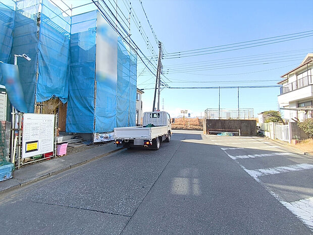 前面道路含む現地写真