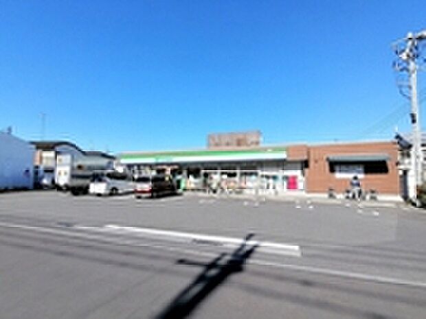 ファミリーマート日野三沢店