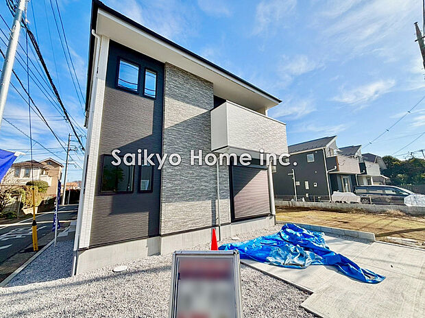 【1号棟外観】住みやすさと利便性を兼ね備えた立地。高い住宅性能を備えた安心で暮らしやすい住まいです。