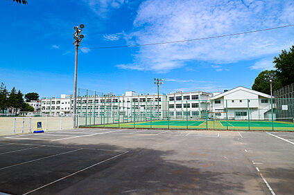 日野市立日野第二中学校 960ｍ