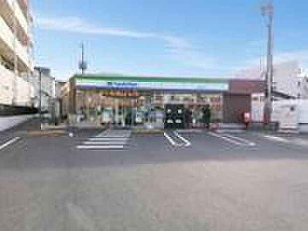 ファミリーマート日野日野台店