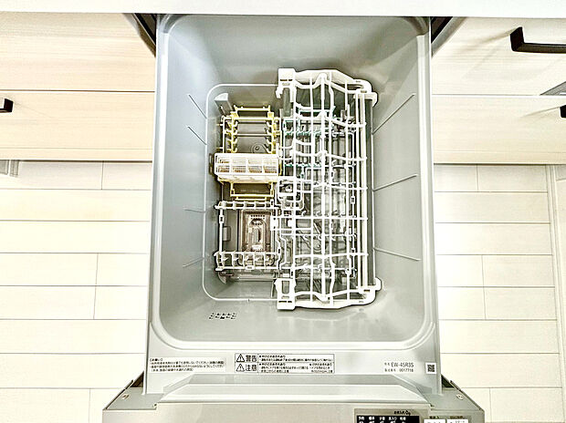 【食洗機】ビルトインの食器洗乾燥機で忙しい方の家事ををサポートします。
