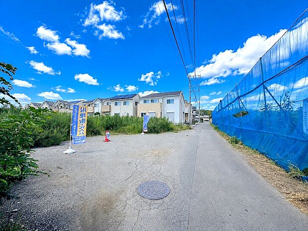 【前面道路】カースペース2台や広々としたお庭も計画可能です