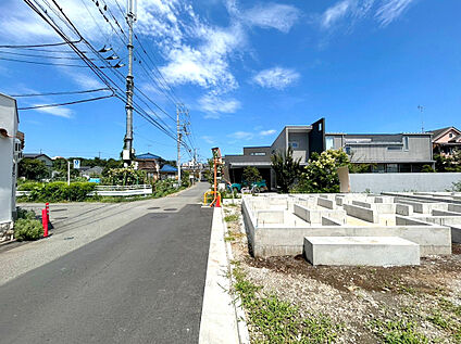 前面道路含む現地写真