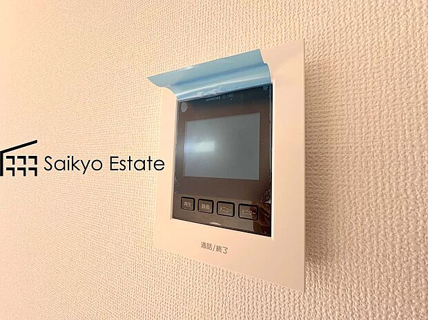 【【TVモニター付きインターホン】】TVモニター付きインターホンは、玄関に行かなくても誰が来たのか確認でき、お子様のお留守番も安心です。