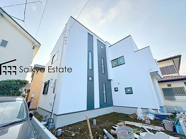 【現地写真】LDK広々20.57帖！設備充実の大型5LDK！ガスを効率よく使えるハイクオリティ熱源器「エコジョーズ」標準装備です！