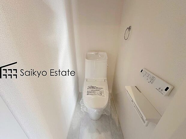 【【ウォシュレット付トイレ】】快適な温水洗浄便座付。いつも使うトイレだからこそ、こだわりたいポイントですね。
