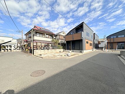 前面道路を含む現地写真