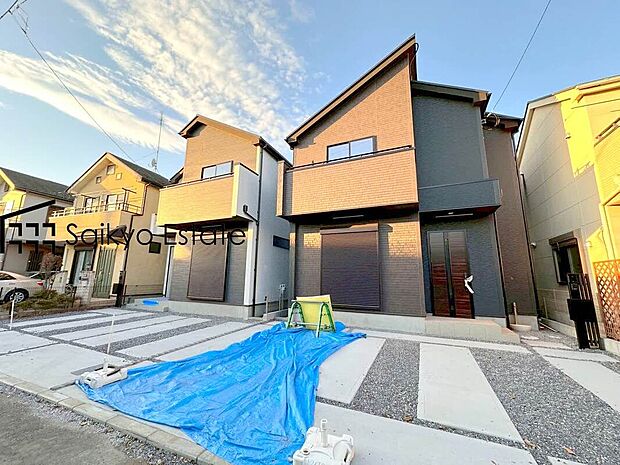 【現地写真】小学校まで徒歩約5分、中学校まで徒歩約14分でお子様が無理なく通える距離です。保育園や幼稚園も近くに多数あり、子育てファミリーには嬉しい環境です！この機会にぜひ直接現地をご覧ください！