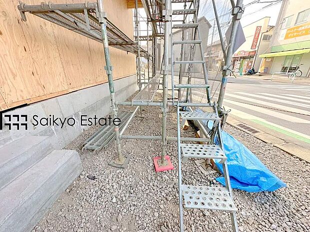 【現地写真】住宅性能表示制度において5分野7項目で最高等級を取得！耐震性などに優れ、ホルムアルデヒド対策が施された安心な邸宅です！