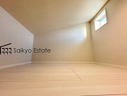 小屋裏収納