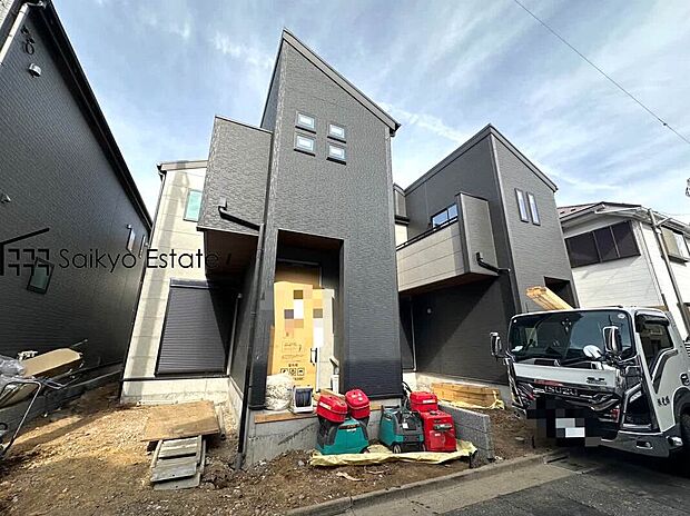 【現地写真】国が定めた住宅性能表示制度6項目において最高等級を取得！耐震性や建物の劣化軽減、ホルムアルデヒド対策が施された安心な邸宅です！