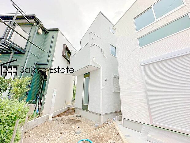 【外観】広々LDK×収納付きの居室が3部屋！小屋裏収納付き♪ガスを効率よく使えるハイクオリティ熱源器「エコジョーズ」標準装備！