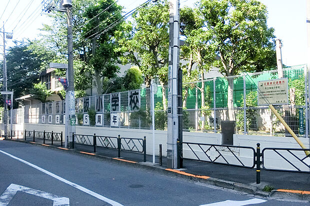 調布市立滝坂小学校