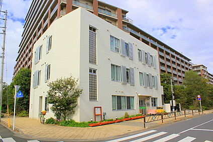 調布城山保育園 550ｍ～650ｍ(徒歩約7分～9分)
