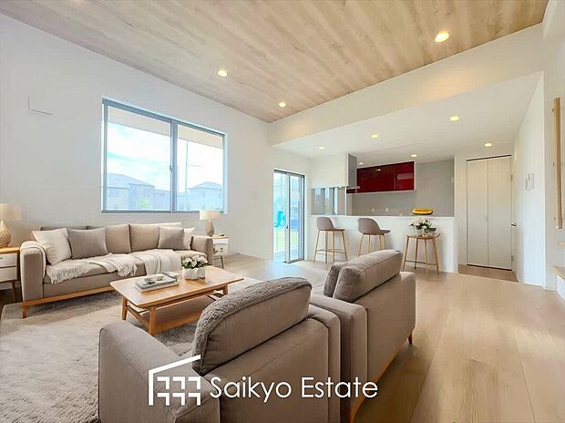 【リビング【施工例】】リビングには床暖房を完備。冬でもポカポカ快適空間！空気を汚さずに室内を快適な温度に保ちます。