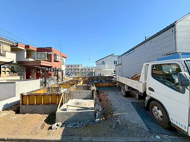 【現地写真】「石神井公園」まで徒歩約10分など周辺は公園が点在する緑豊かな住環境です。この機会に是非、周辺環境も併せて現地をご覧ください。