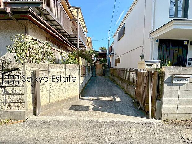 【現地写真（解体前）】住宅性能表示制度において6項目の最高等級を取得！耐震性などに優れ、ホルムアルデヒド対策などが施された安心な邸宅です！