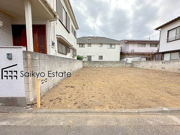 【現地写真】太陽光パネル搭載物件!蓄電池システム利用で停電時も安心です!ZEH水準の省エネ住宅!快適な生活を送る事ができ、更に暮らしの質を高めてくれます!