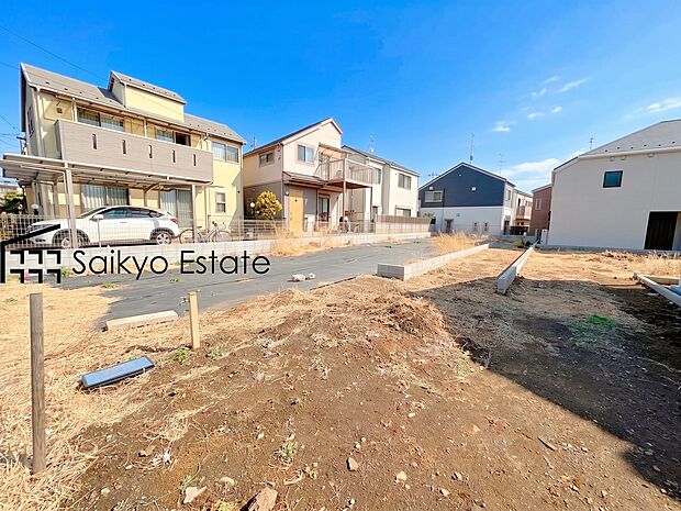 【現地写真】ZEH水準の省エネ住宅!省エネ性能を第三者評価機関が評価する「BELS」認定物件!LDKゆとりの14.25帖!収納付きの洋室が5部屋!