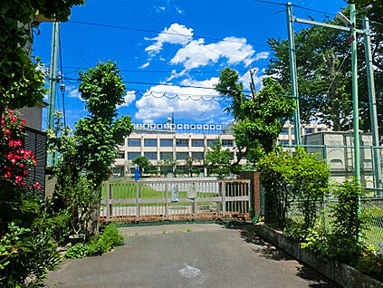 三鷹市立第六中学校 約1370ｍ(徒歩約18分)