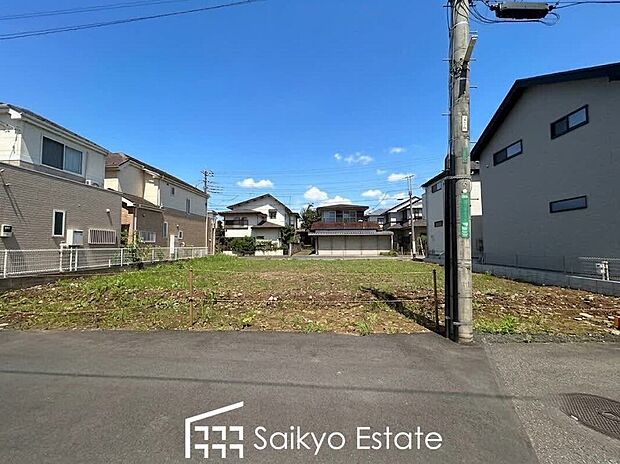 【現地写真】安心の木造住宅用制振ユニット「ミライエ」搭載物件!発砲ウレタン吹付断熱で快適な住まい!安心してお暮らしいただけます。
