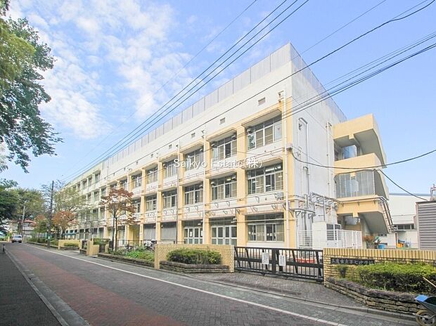 三鷹市立第七中学校
