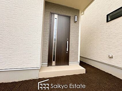 玄関（C号棟）