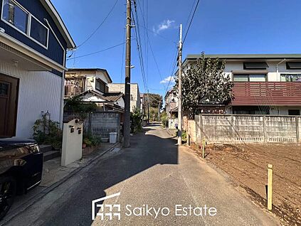 前面道路を含む現地写真