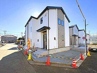 【長期優良住宅】太陽光パネル搭載のLDK17帖超4LDKプラン。限定6邸　～練馬区大泉学園町1～ 外観