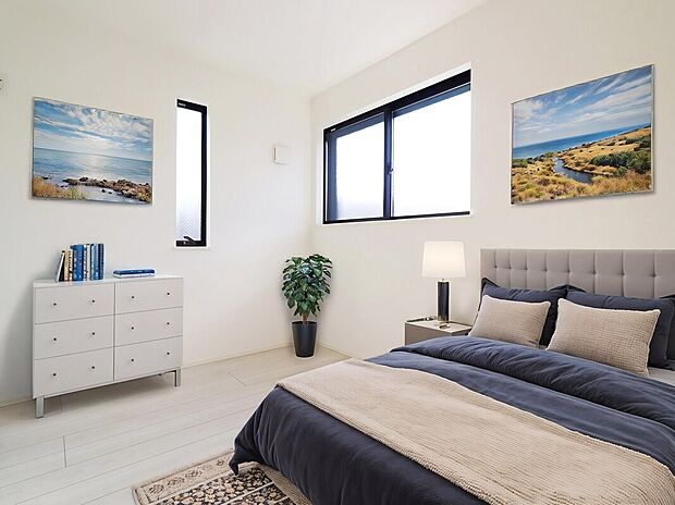 【施工例：Room】
全居室に収納スペースが備わっており、上手に利用することで居室を広くキレイに利用可能にしてくれます！