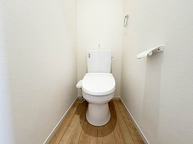 【【Toilet】】各階にトイレがあるので、朝慌ただしい時間帯に混む心配が減ります。わざわざトイレのために階段を昇り降りをせずに済みます。