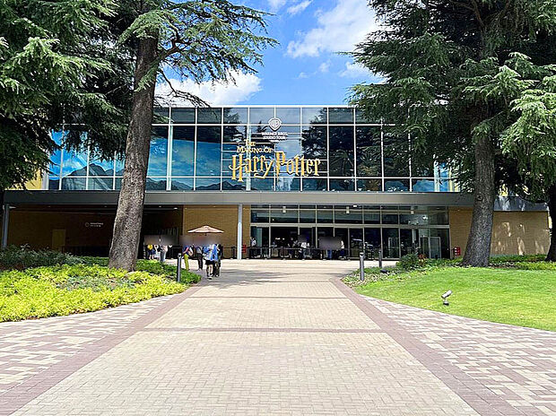 ワーナーブラザーズ東京（約2,200m）