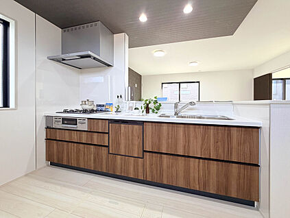 【建物プラン例：Kitchen】