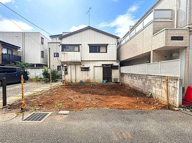 【【土地外観】】3階建て3LDKの家族それぞれのプライベート空間が設けられた参考プランをご提案！ワイドバルコニーも設けることで開放感のある住まいを建築可能！
