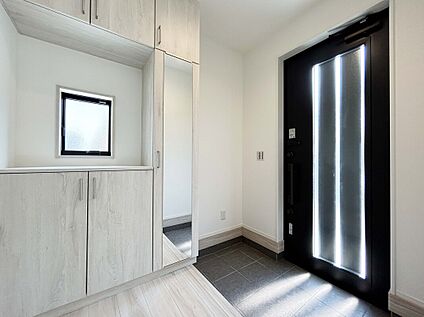 【建物プラン例：Entrance】