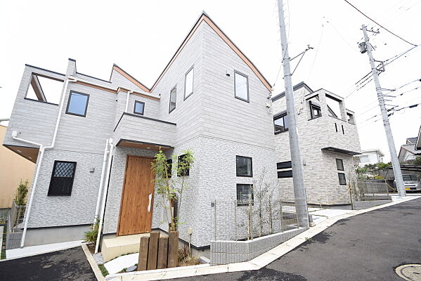 新築分譲住宅４棟