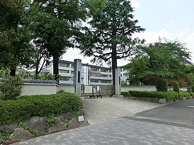調布市立深大寺小学校（約750m）