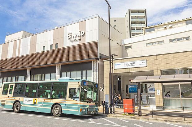 エミオひばりヶ丘（約1,410m）